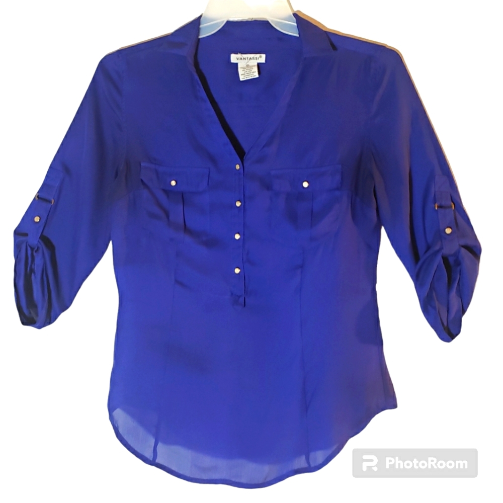 Vantarsi women's medium royal blue button down dress shirt. 1001